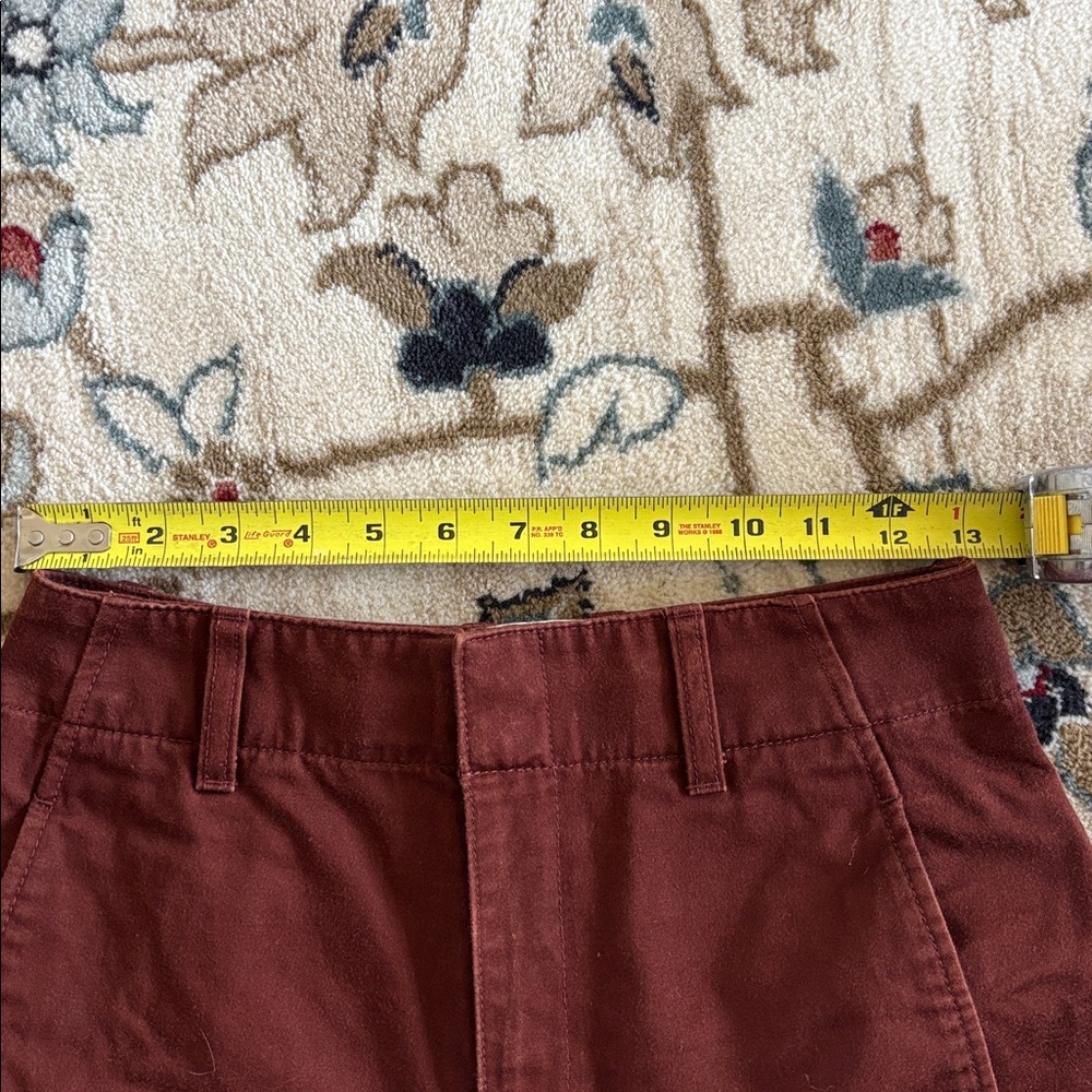 Uniqlo Women's Wide-Leg Flare Jeans in Deep Burgundy - Picture 3 of 3